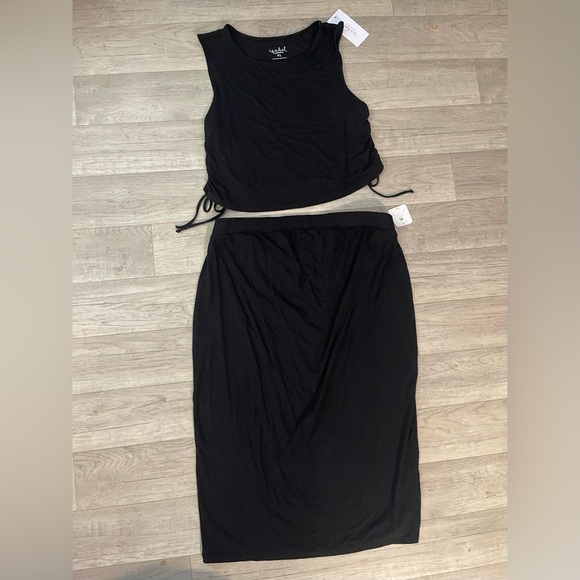 Isabel ingrid maternity NWT 2 piece tank skirt set scrunched side stretchy xl - Picture 1 of 3